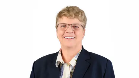 Ps alison young headshot
